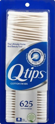 Q-tips Cotton Swabs for Hygiene and Beauty Care Original Cotton Swab Made with 100% Cotton 625 Count, (Pack of 2)