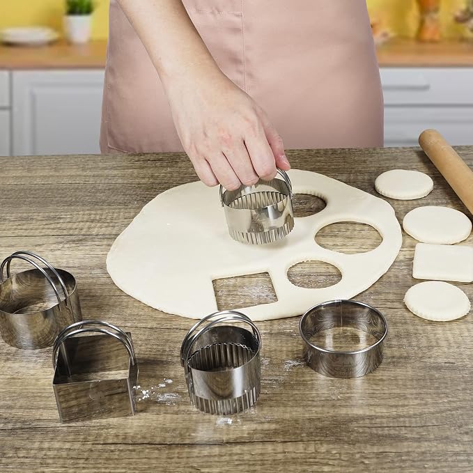 Biscuit Cutter Set for baking 2inch 2.5inch 3inch 3.5inch 4inch 5inch large size Round Metal Baking Rings with handle for Pastry, Biscuits, and Dough Cutting 6pcs set GIFT Package