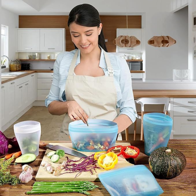 ZiP Standing Reusable food container, silicone bag, 6 Pcs Zip Containers Can be used for fruit and vegetable snacks, etc. Microwave Dishwasher and Freezer Usable (white)