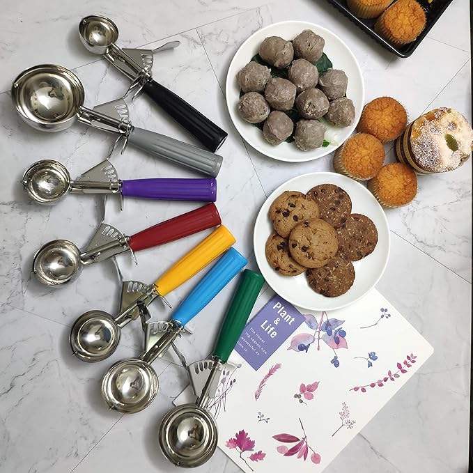 Cookie Scoop - #40 (0.78 oz) - Disher, Portion Scoop, Food Scoop - Portion Control - 18/8 Stainless Steel, Black Handle