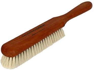Garment Brush – Ultra Soft Goat Hair Clothes Brush – Lint, Dust & Pet Hair Remover for Suits, Jackets & Delicate Fabrics – Wooden Handle – Made in Germany
