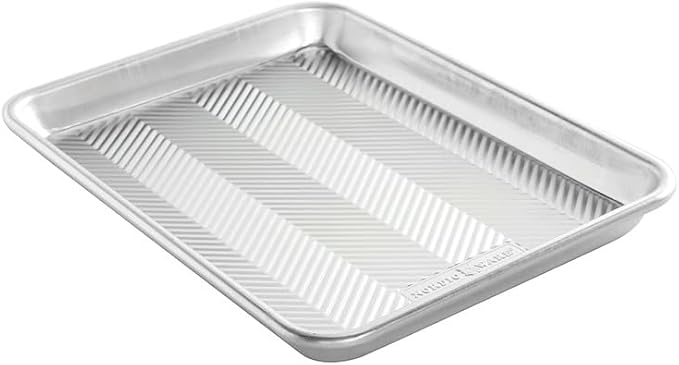 Nordic Ware Prism Baking Quarter Sheet, Natural