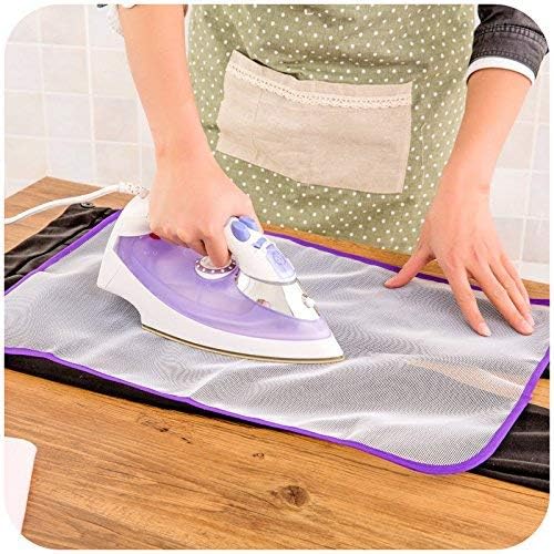 AKOAK 4 Pack 2 Different Size High Temperature Ironing Cloth Ironing Pad Household Protective Insulation Against Pressing Pad Boards Mesh Cloth（Random Color）