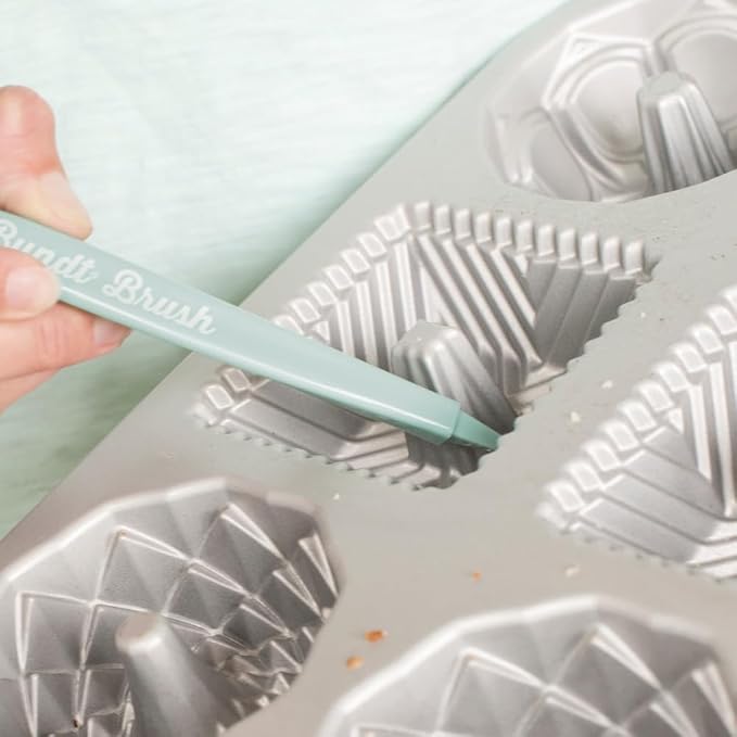 Nordic Ware Ultimate Bundt Cleaning Tool
