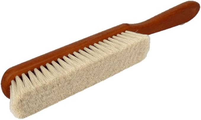 Garment Brush – Ultra Soft Goat Hair Clothes Brush – Lint, Dust & Pet Hair Remover for Suits, Jackets & Delicate Fabrics – Wooden Handle – Made in Germany