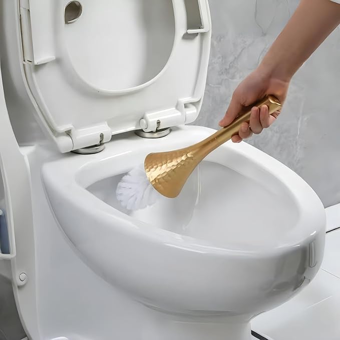 Elegant Toilet Brush Set – Stylish Hammered Design, Durable Handle, Anti-Splash Base, Modern Bathroom Accessories, Easy to Clean & Maintain (Golden)