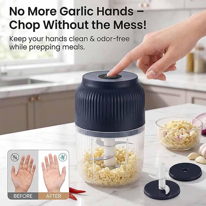 Household Electric Garlic Crusher, 400ml Mini Electric Food Chopper, Portable Mini Food Processor with 6 Blades, Wireless Electric Garlic Chopper for Ginger, Chili, Fruit, Meat, etc (4 Blades White)