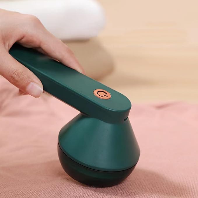 USB Rechargeable Fabric Shaver, Electric Lint Remover, Sweater Cordless Clothes Defuzzer, Portable Pills Trimmer for Clothes, Furniture (Green)