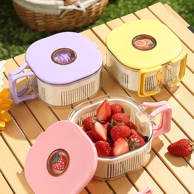 Fruit and Salad Washing Bowl with Strainer,Colander for Kitchen,Multi-Functional Vegetable and Food Drainer with Lid, Handle and Fork,Portable Fruit and Salad Containers for Fridge,BPA Free，Banana