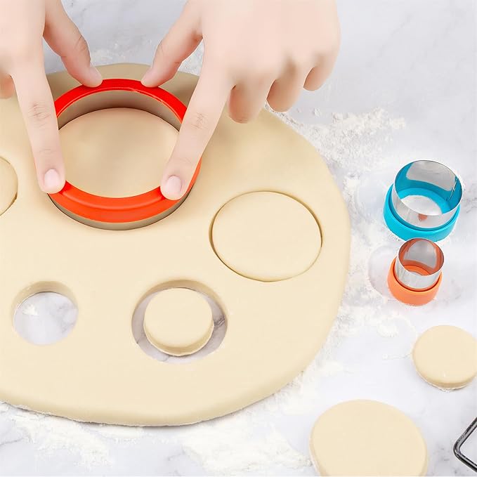 Nifogo Round Circle Cookie Cutter 5 Pcs | Biscuit Cutters, Sandwich Cutter, Stainless Steel & PP Plastic, 5 Different Sizes, for Baking Donut English Muffin Scones