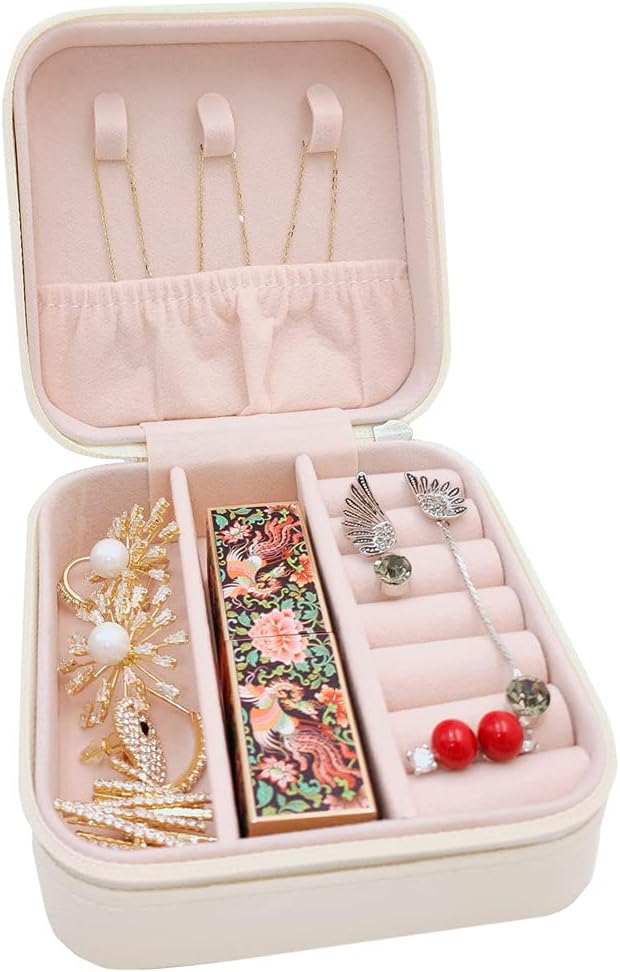 TRODANCE Mini Jewelry Case, Small Travel Jewelry Organizer, Portable Jewelry Box Mini Storage Organizer Display Box For Rings Earrings Necklaces (White)