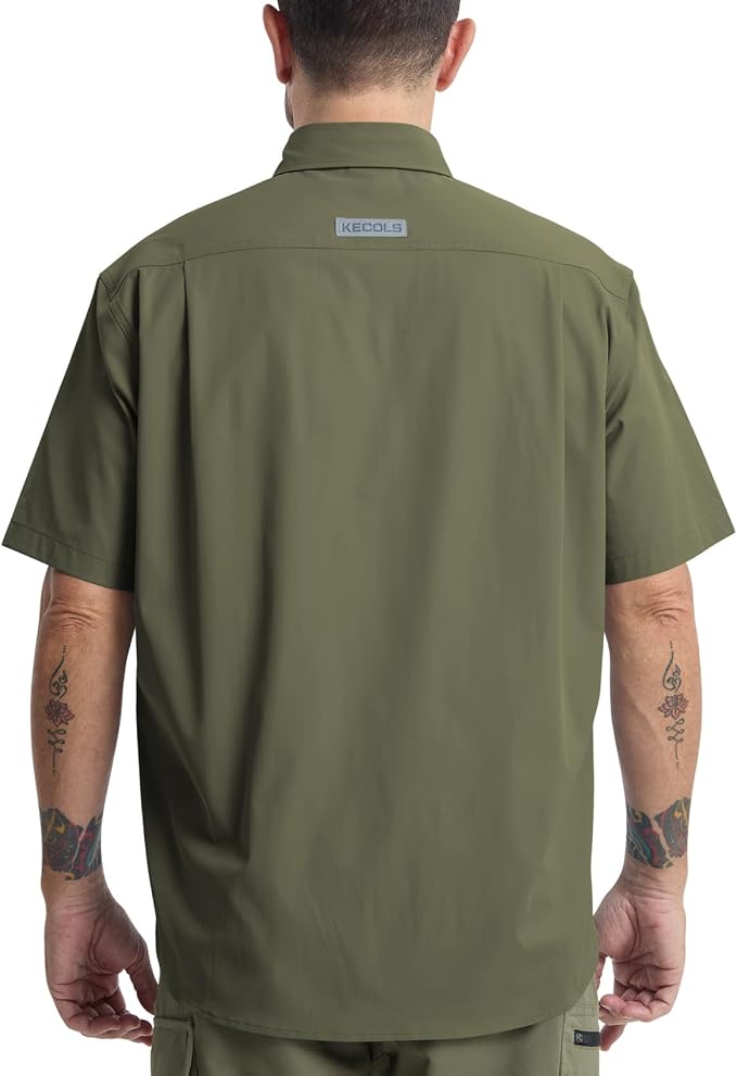 Mens Regular Fit Work Utility Shirt Midweight Short Sleeve Work Wear | Midweight stretch work shirt with reflective trim, 2 secure chest pockets, moisture-wicking comfort, easy-care fabric