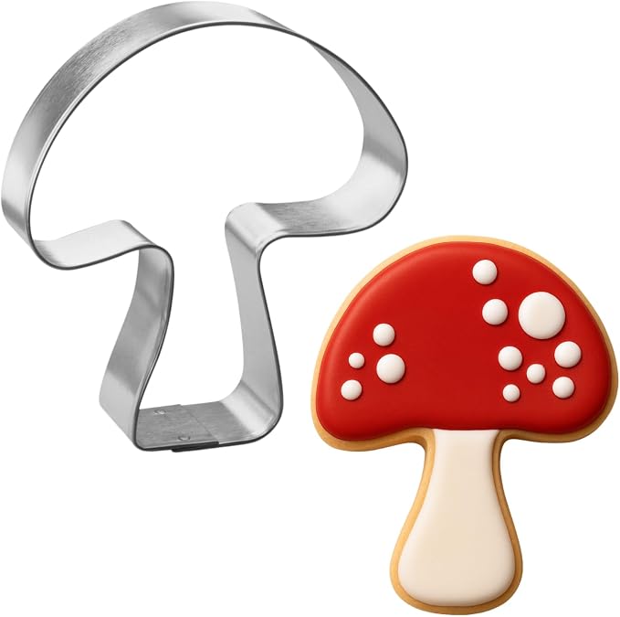 Foose Cookie Cutter 7 Piece Insect 3.5 in Dragonfly, 4.25 in Caterpillar, 3 in Ladybug, 4.5 in Butterfly, 3.5 in Grasshopper, 4.25 in Snail, 3.25 in Mushroom - USA Made