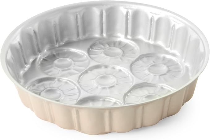 Nordic Ware Formed Pineapple Upside Down Cake Pan, 8 Cup, Golden Hour (Pack of 4)