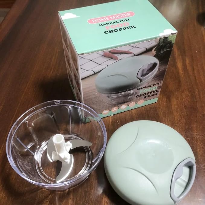 Onion Chopper, Vegetable, Garlic Kitchen Cutter with Container, Pull String Hand Manual Food Processor Mincer Shredder for Cutting Onions Chili Ginger Seasoning Food Chopper