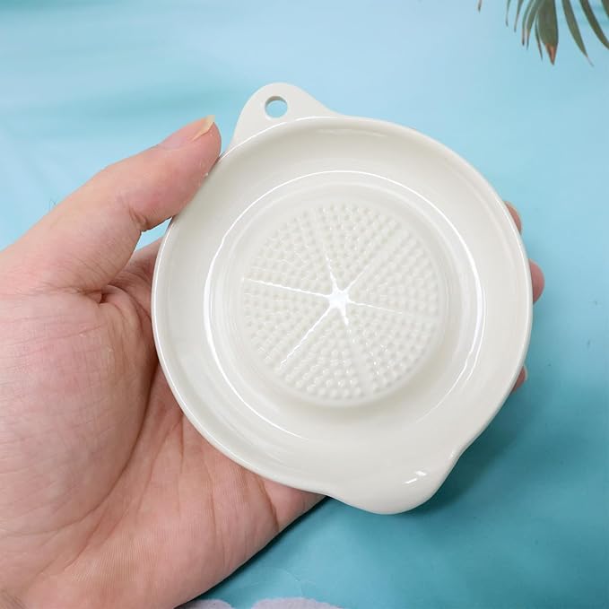 "yueton 1 Pack Ceramic Grater for Mashed Potato Making, Garlic, Ginger, Onion, Lemon, Chocolate, Practical Kitchen Tool"