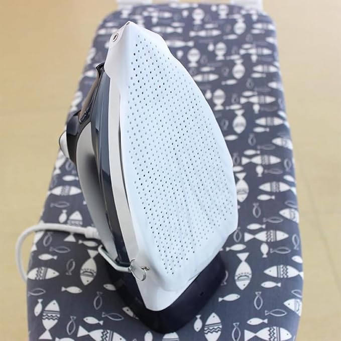 2025 Universal Iron Protective Cover Shield, Iron Protector for Ironing - Prevents Burn Sticking, Irons Covers to Improve Ironing Results, for Protect Fabrics Sewing Machine Parts (1PC, 0.5MM)