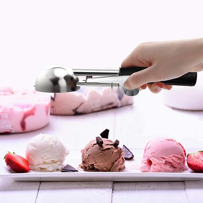 TOPKITCHEN Commercial-Grade Ice Cream Scoop 1 oz, 18/8 Stainless Steel Cookie Scoop with Plastic Handle, Portion Control Disher Scoop for Bakeries,Restaurants & Dessert Shops, #30, Black