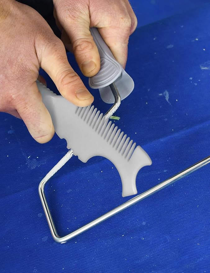 ROLLINGDOG Paint Brush/Roller Cleaner Tool | Durable Plastic Paint Brush Comb With Lightweight Reinforced Handle,Wash And Reuse