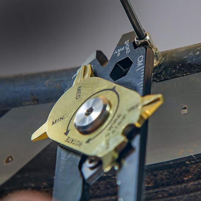 True Utility FIXR Multi-Tool (20 Tools in 1)
