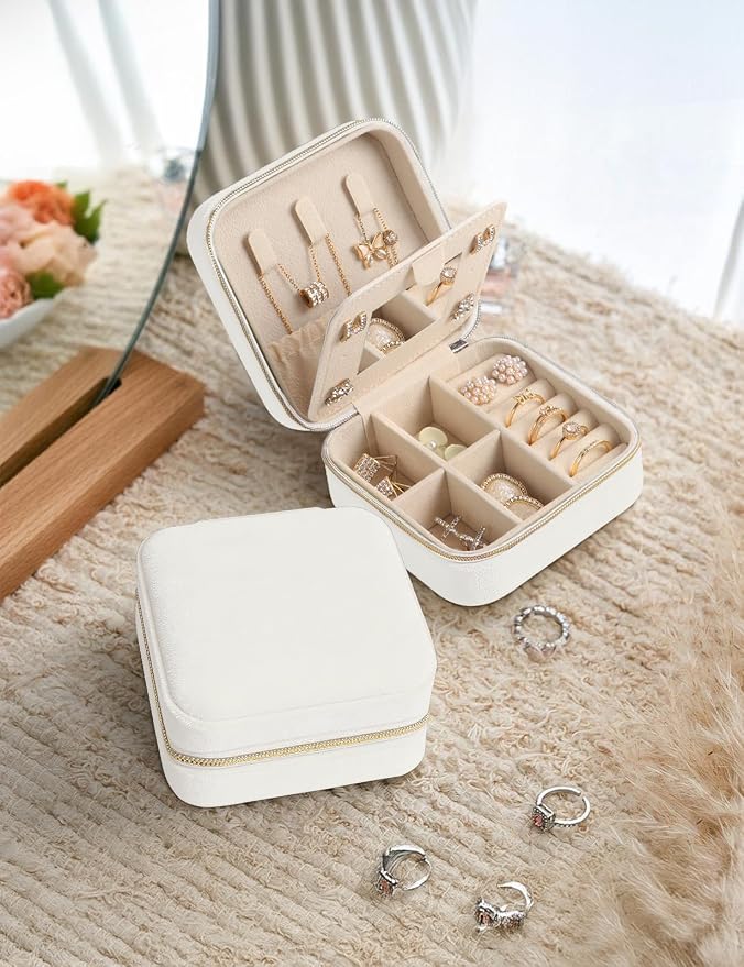 MFXIP Plush Velvet Travel Jewelry Case Small Jewelry Box Jewelry Organizer Storage Case Portable Jewelry Travel Case for Girls Womens Earring, Necklace, Rings,Bracelets with Mirror