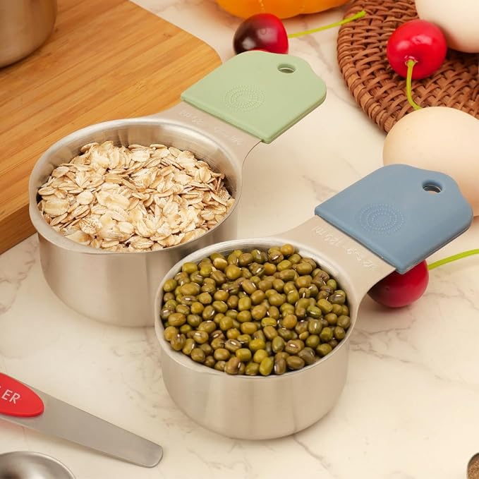 RUNZI 16 Pcs Magnetic Measuring Cups and Spoons Set,Stackable Metal Measure Cup for Measuring Dry and Liquid Ingredients,Kitchen Dry Food, Cooking Baking Measurements,Silvery