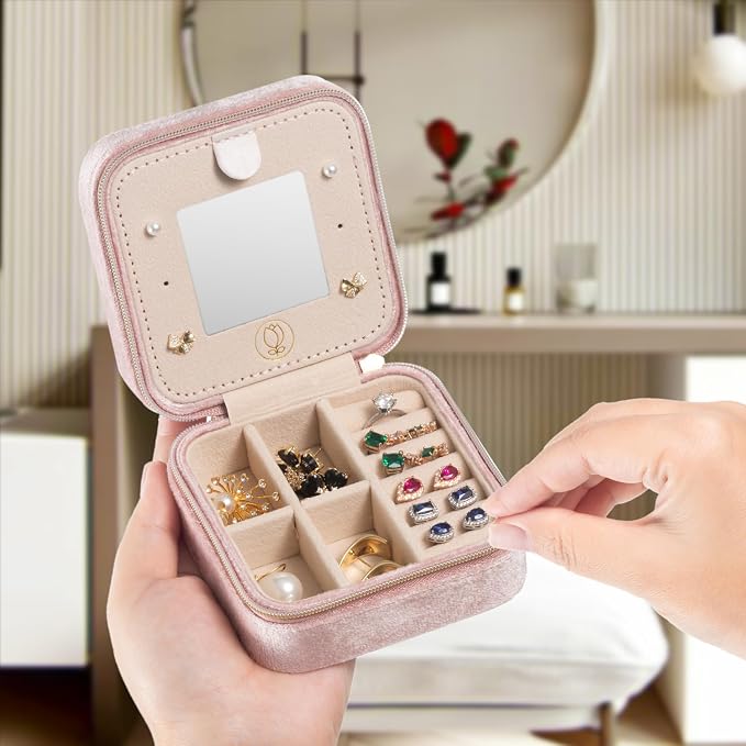 TRODANCE Plush Velvet Travel Jewelry Case Organizer, Small Travel Jewelry Box,Portable Jewelry Box Travel Mini Organizer Portable Display Storage Box For Rings Earrings Necklaces (4 Color 4 Packs)