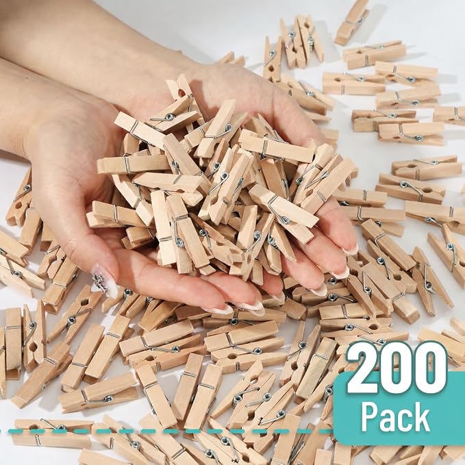 Mr. Pen- Mini Wooden Clothes Pins for Photo, 1.4 Inch, 200 Pack | Small Craft Clips for Card Making, Hanging Pictures, Party Favors, DIY Art Projects, Miniature Decorations, Durable Spring