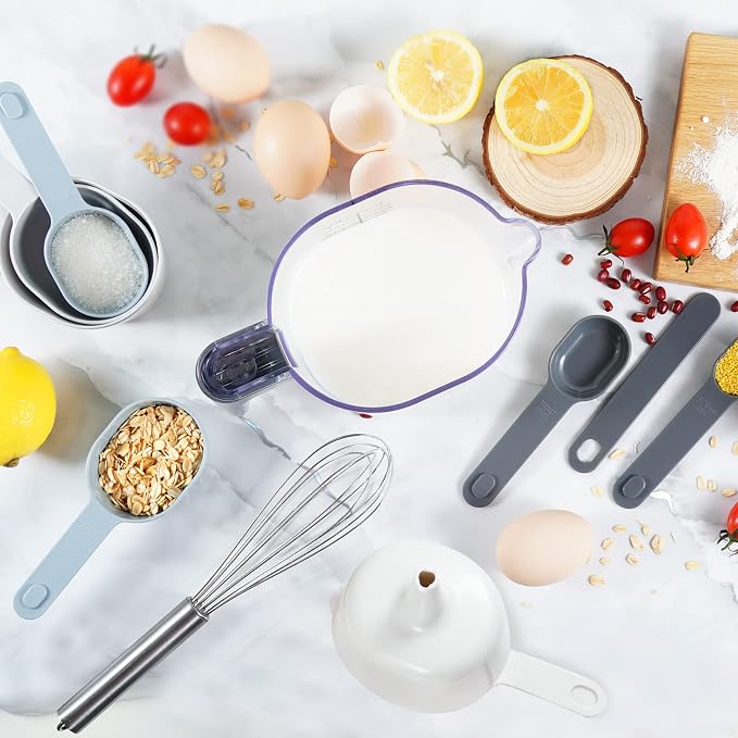18-Pc Magnetic Measuring Cups and Spoons Set, with Lid, White | Includes 1 cover, 9 stackable cups set & 8 magnetic spoons, BPA-free & dishwasher safe, for liquid and dry baking