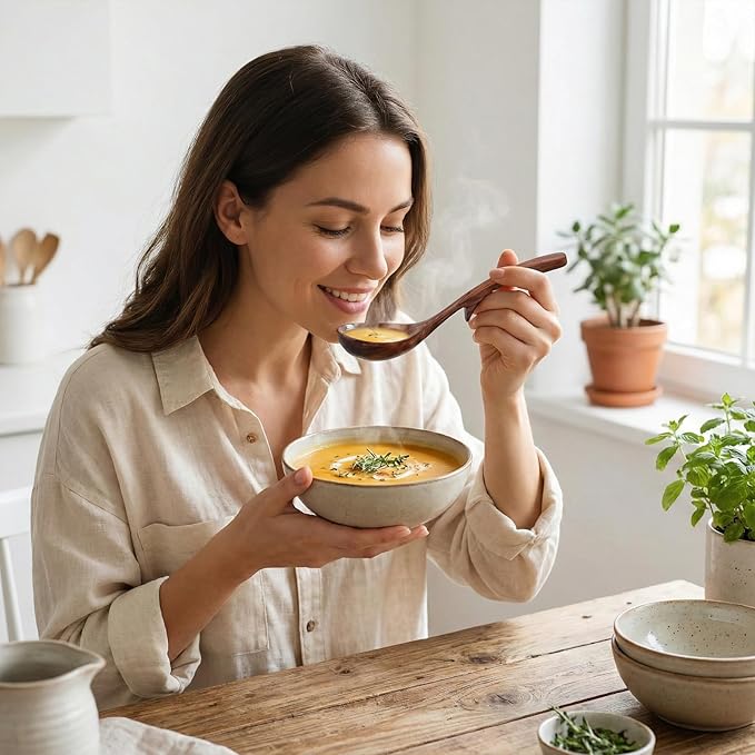 Gravy Ladle, Wooden Ladle for Soup Small 7.87 Inch Gravy Soup Spoon with Back Hooks Kitchen Woodn Scoop Deep Spoon for Spooning Gravies Sauces Porridge Sustainable Natural Texture