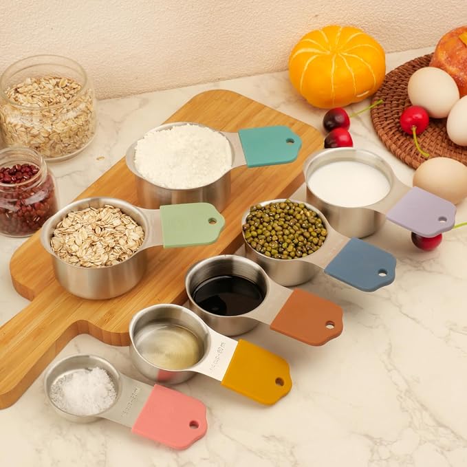 RUNZI 16 Pcs Magnetic Measuring Cups and Spoons Set,Stackable Metal Measure Cup for Measuring Dry and Liquid Ingredients,Kitchen Dry Food, Cooking Baking Measurements,Silvery
