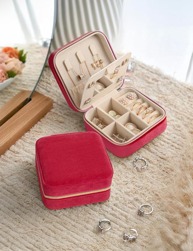 MFXIP Plush Velvet Travel Jewelry Case Small Jewelry Box Jewelry Organizer Storage Case Portable Jewelry Travel Case for Girls Womens Earring, Necklace, Rings,Bracelets with Mirror