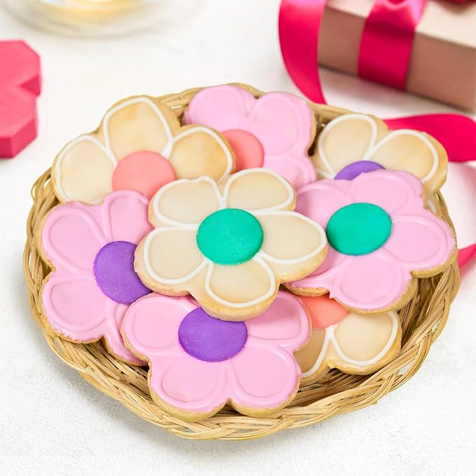 ALLTOP Flower Cookie Cutter Set – 4 Different Sizes of Scalloped Stainless Steel Biscuit Cutters for Baking, Donut, English Muffin, and More