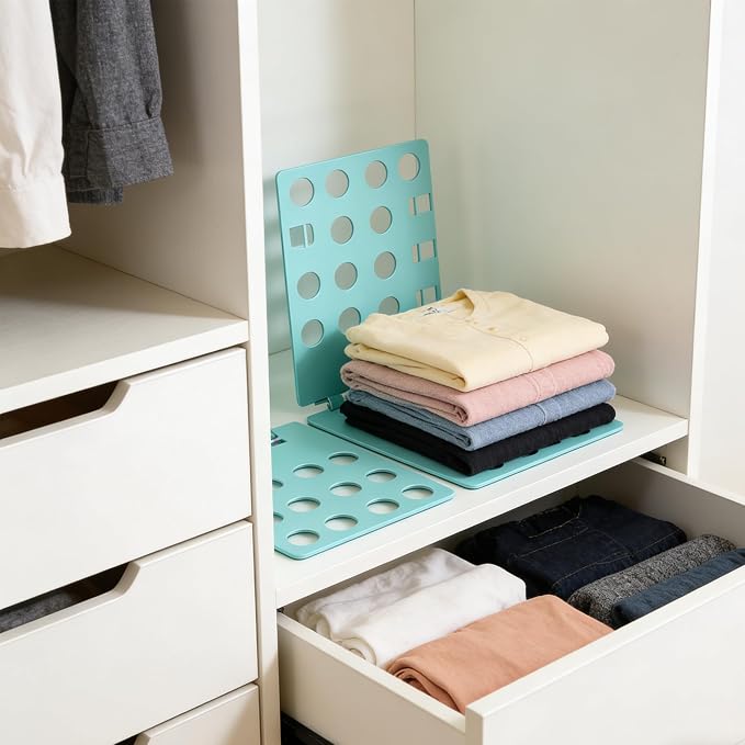 Plastic Clothes Folding Board, T-Shirt Folder Organizer for Laundry, Blue, 21.5 x 27.5 Inch, for Sweaters and Casual Wear (BLUE)