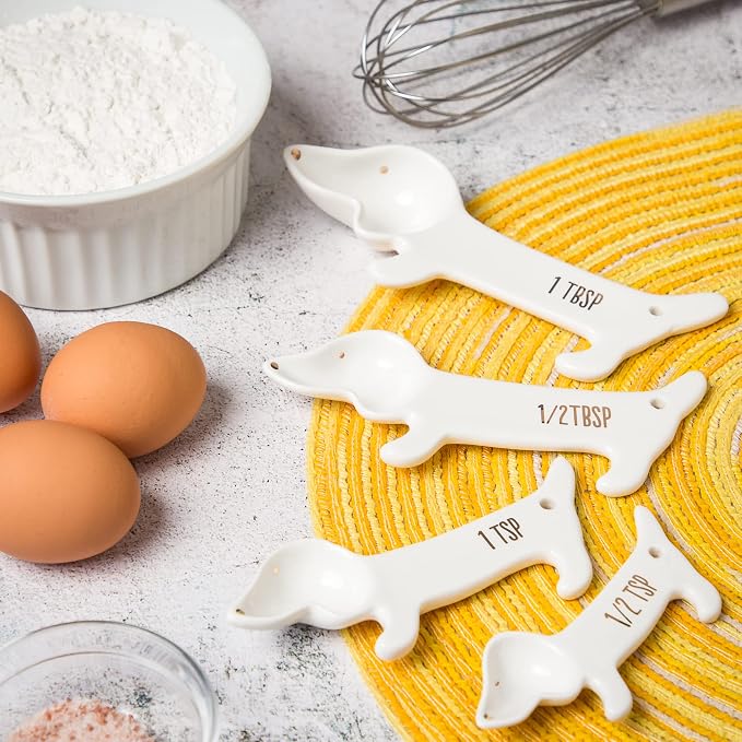 VOTUM Dachshund Measuring Spoons, Ceramic, Set of 4, Dog Lover Gifts | Weiner or Wiener Dog Themed Kitchen Baking Tools, White Ceramic, Gift for Dachshund Lovers