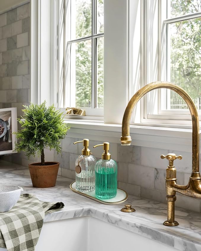 JASAI 18Oz Glass Soap Dispenser with Golden Pump for Kitchen,Refillable Liquid Hand soap Dispenser with Vertical Stripe, Clear Soap Dispenser Bathroom for Hand soap, Dish Soap, Lotion | Refillable Hand Soap Dispenser with Vertical Stripe, Gold Soap Dis...