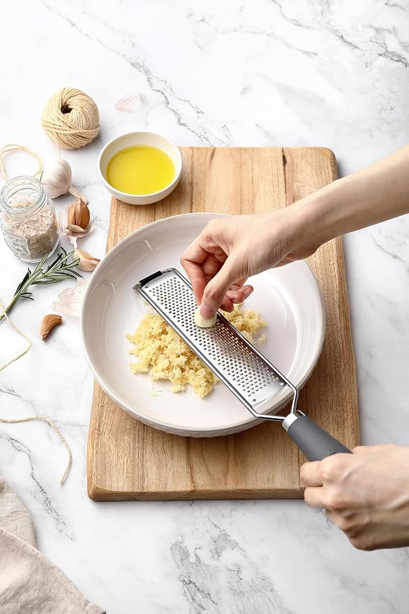 Spring Chef Stainless Steel Lemon Zester Grater with Handle - Garlic, Cheese, Parmesan, Nutmeg, Lime, Ginger Grater - Heavy Duty Kitchen Tool - Citrus Zester with Blade Cover - Fine Shred - Gray
