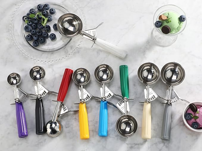 New Star Foodservice 34769 Commercial-Grade Thumb Press Food Disher/Ice Cream Scoop, 18/8 Stainless Steel, 4 oz, Size 8, Grey