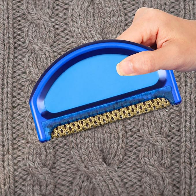 Boao 4 Pieces Sweater Combs to Remove Pilling Sweater Defuzzer Multi-Fabric Shaver Comb Wool Pilling Remover Pills, Fuzz from Clothes (Retro Luxury)