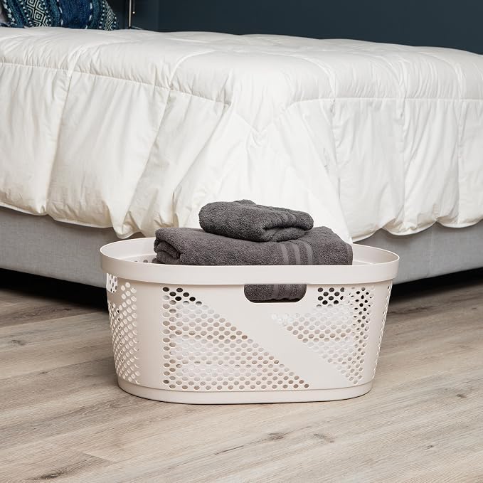 Mind Reader 40L Ventilated Laundry Baskets, Lightweight Clothes Hamper with Cutout Handles for Bathrooms and Closets, Plastic, Set of 2, Ivory