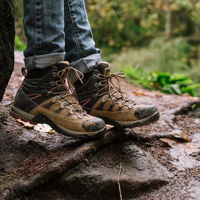 GEAR AID Revivex Suede Hiking and Work Boot Cleaner and Conditioning Kit for Waterproofing Breathable Gore-Tex Footwear