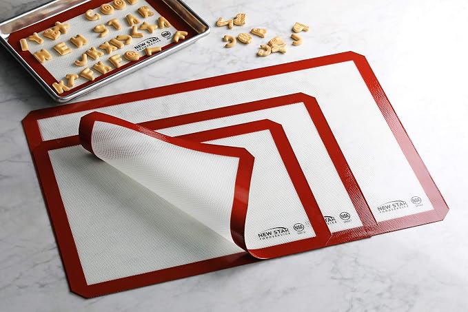 New Star Foodservice Commercial Grade Silicone Baking Mat Non-Stick Pan Liner, 8 x 12 Inch (Quarter Size)