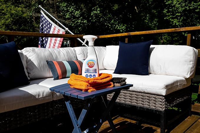 303 Aerospace Protectant for Vinyl, Plastic & Rubber, 32 oz 6-Pack | Provides UV protection while helping prevent fading, cracking, and discoloration.