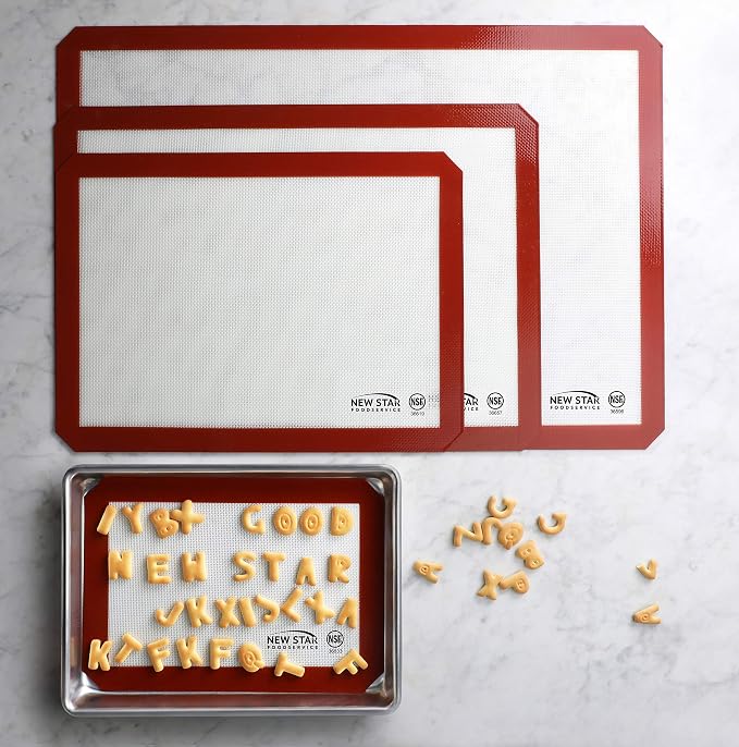 New Star Foodservice Commercial Grade Silicone Baking Mat Non-Stick Pan Liner, 8 x 12 Inch (Quarter Size)
