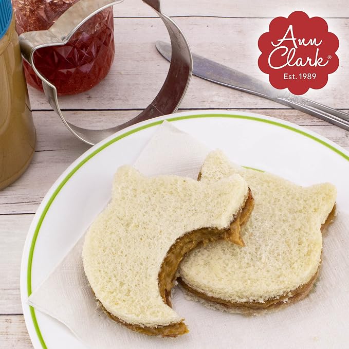Ann Clark Cat Face Cookie Cutter, Large 4” Made in USA